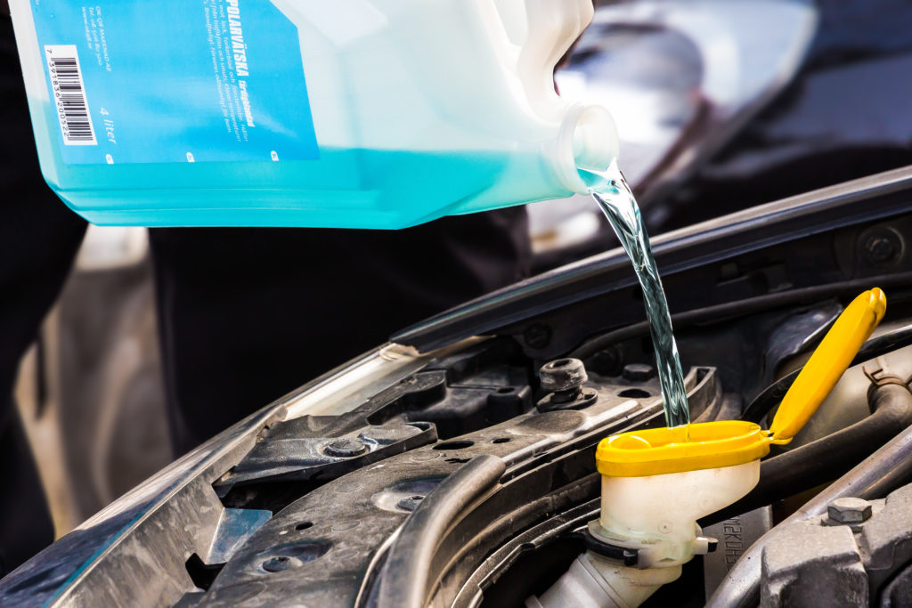 You need to pay attention if your car leaking antifreeze when parked. Antifreeze must be refilled immediately.